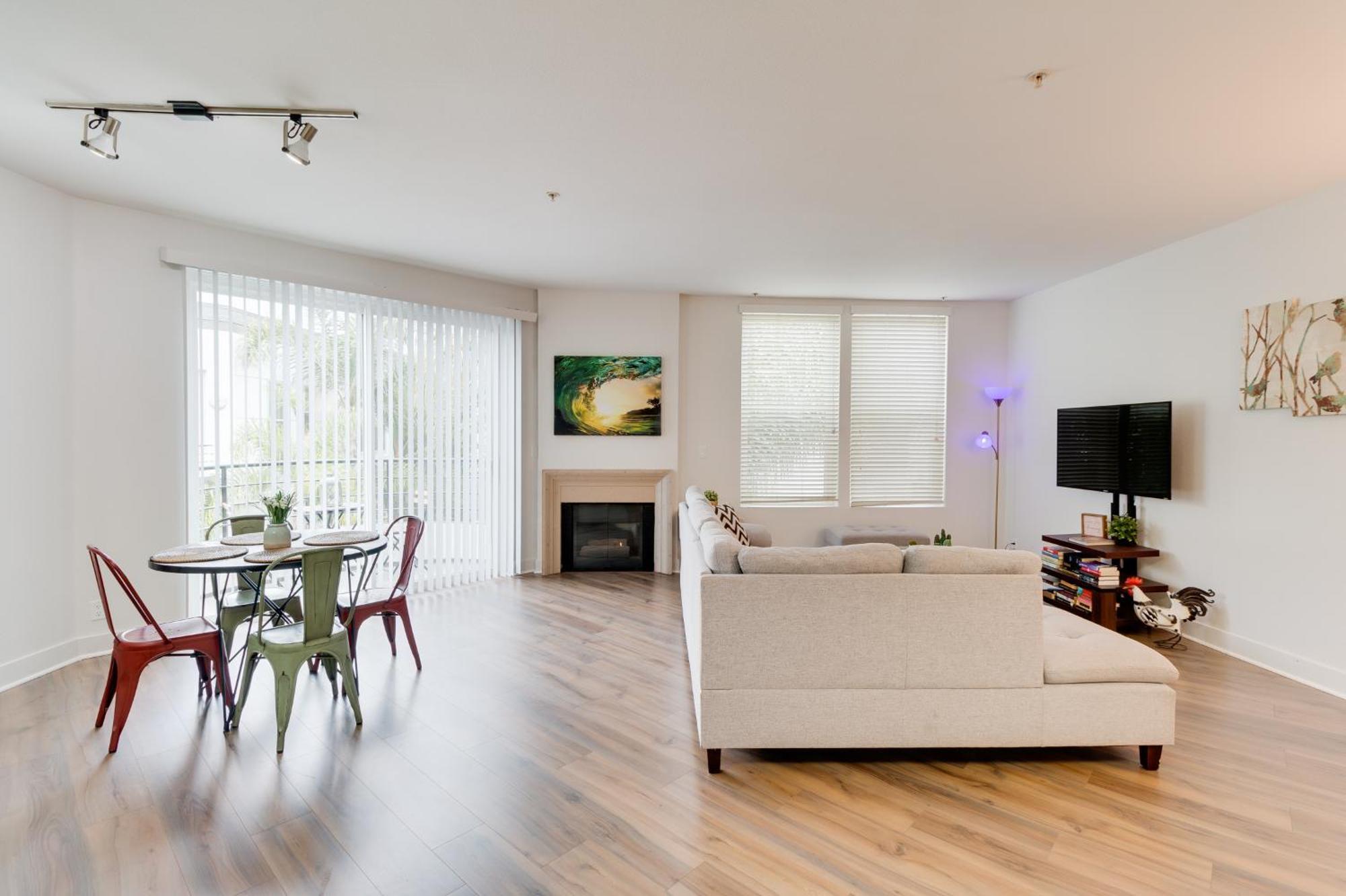 Cozy Home Management In Mdr Los Angeles Exterior photo